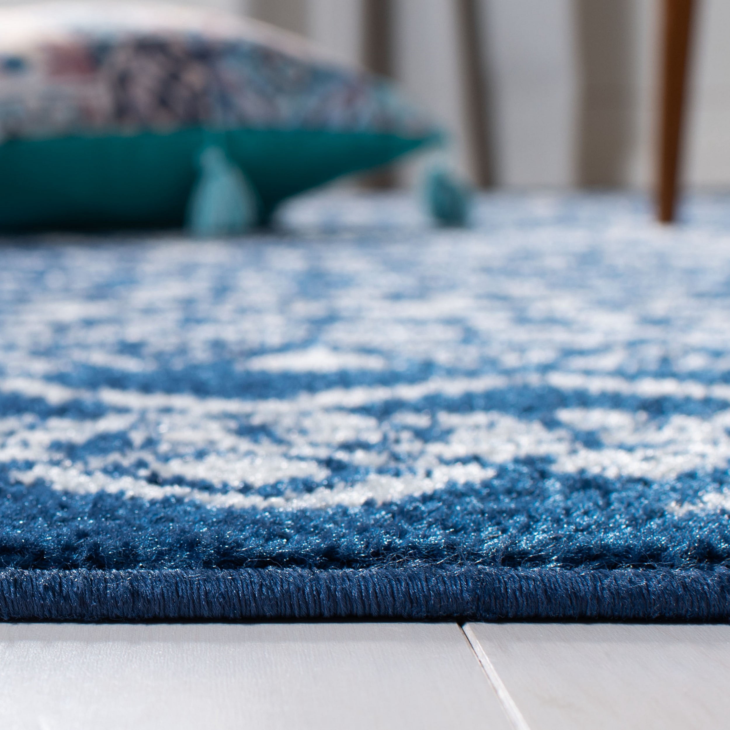 SAFAVIEH Tulum Ronald Distressed Runner Rug, Navy/Ivory, 2' x 13'