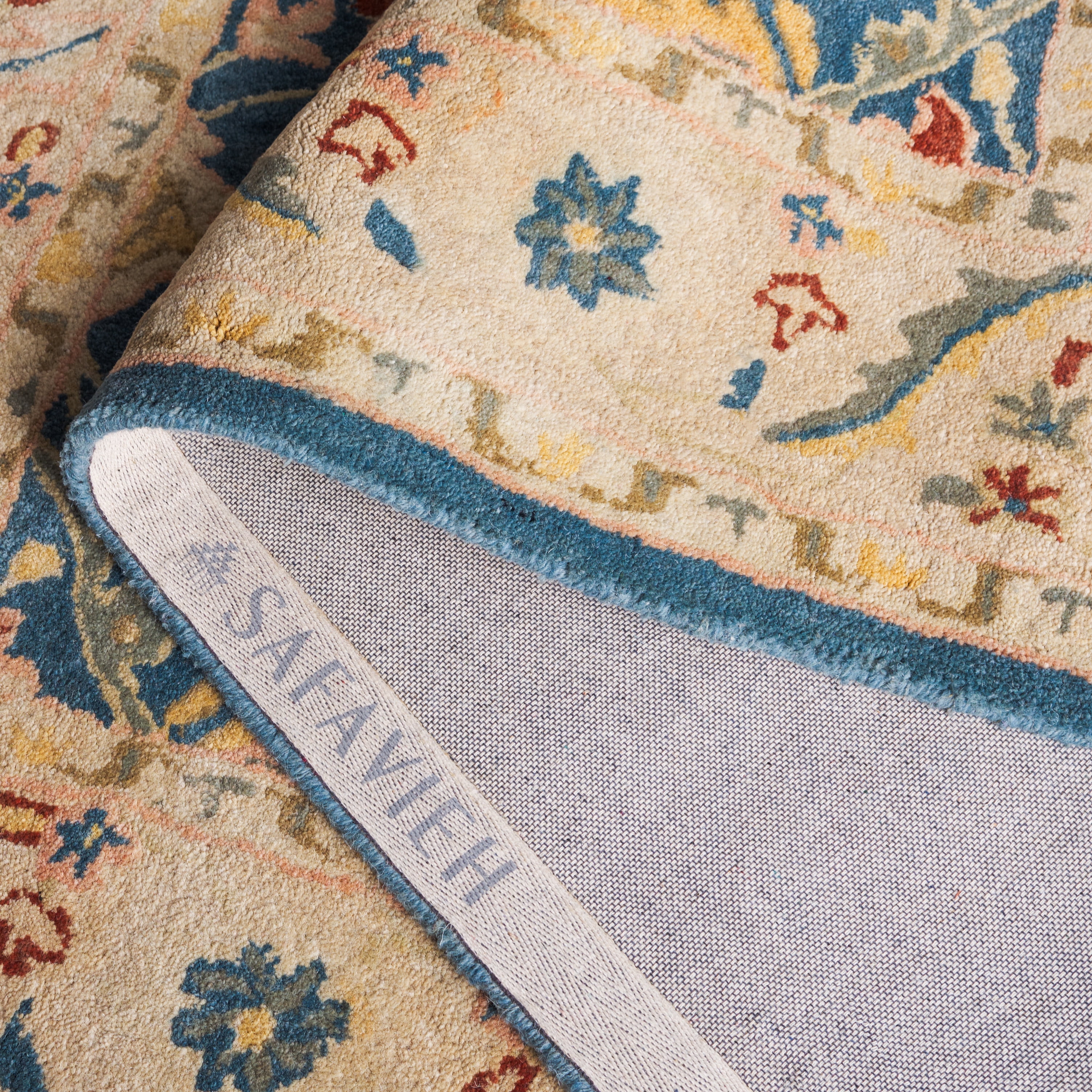 SAFAVIEH Antiquity Toireasa Oriental Wool Area Rug, Blue, 4' x 6'
