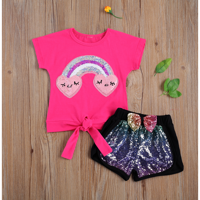 Ensemble de Costume pour Enfants 2 Pcs, T-Shirt à Manches Courtes Col Rond à Sequins + Shorts