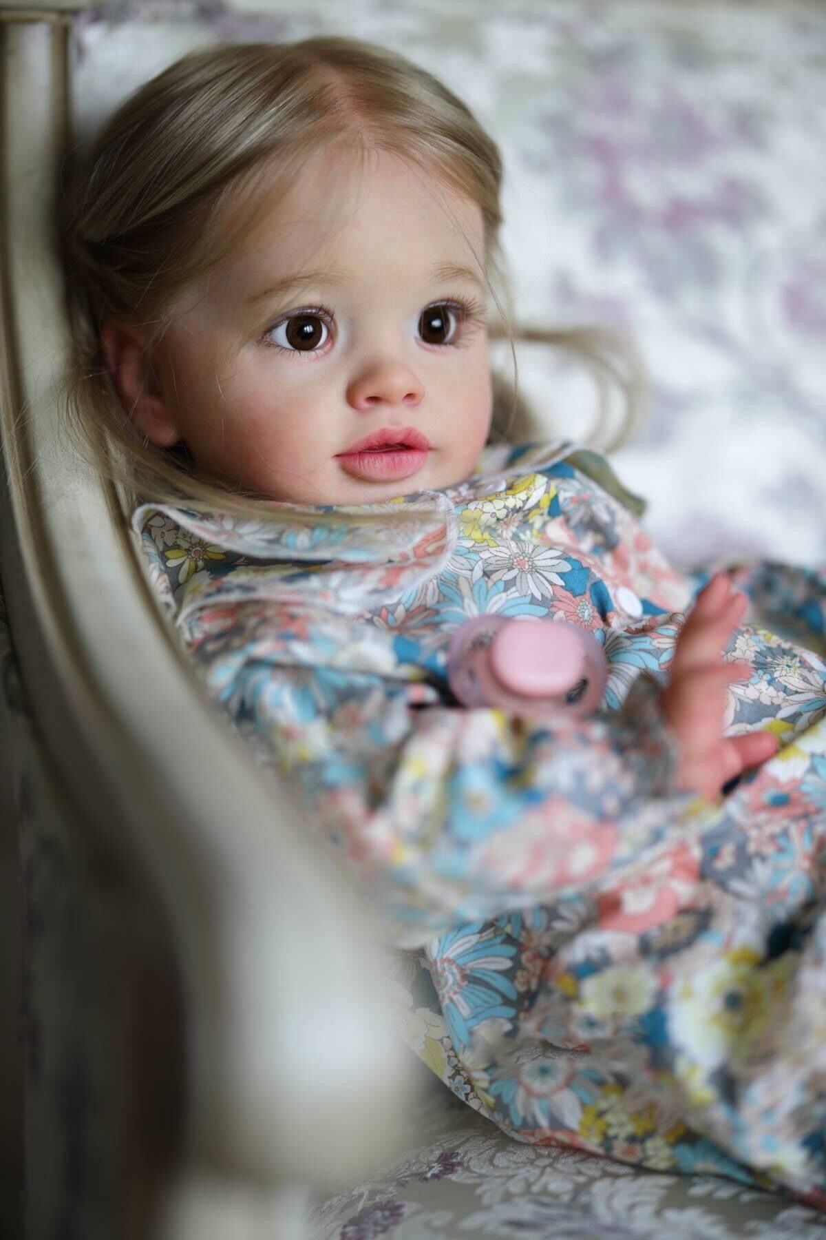 iCradle Lovely Toddler Dolls Girl 26 inch 68CM Real Looking Reborn Baby Doll Soft Vinyl Newborn Baby Doll Cloth Body Hand Rooted Hair Babies Gifts for Kids Age 3+
