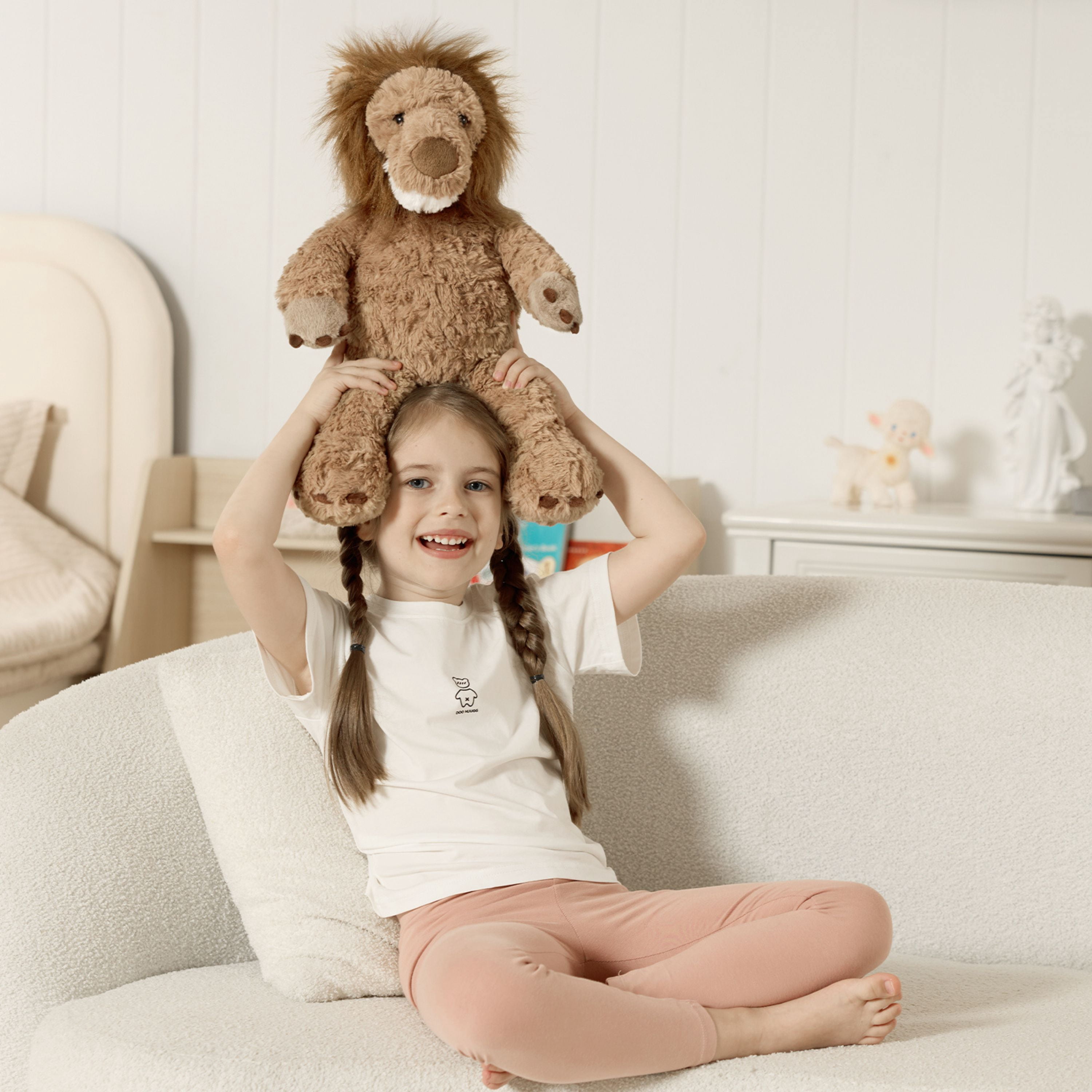 Muiteiur 17.7'' Lion Stuffed Animal Large Lion Plush Toy