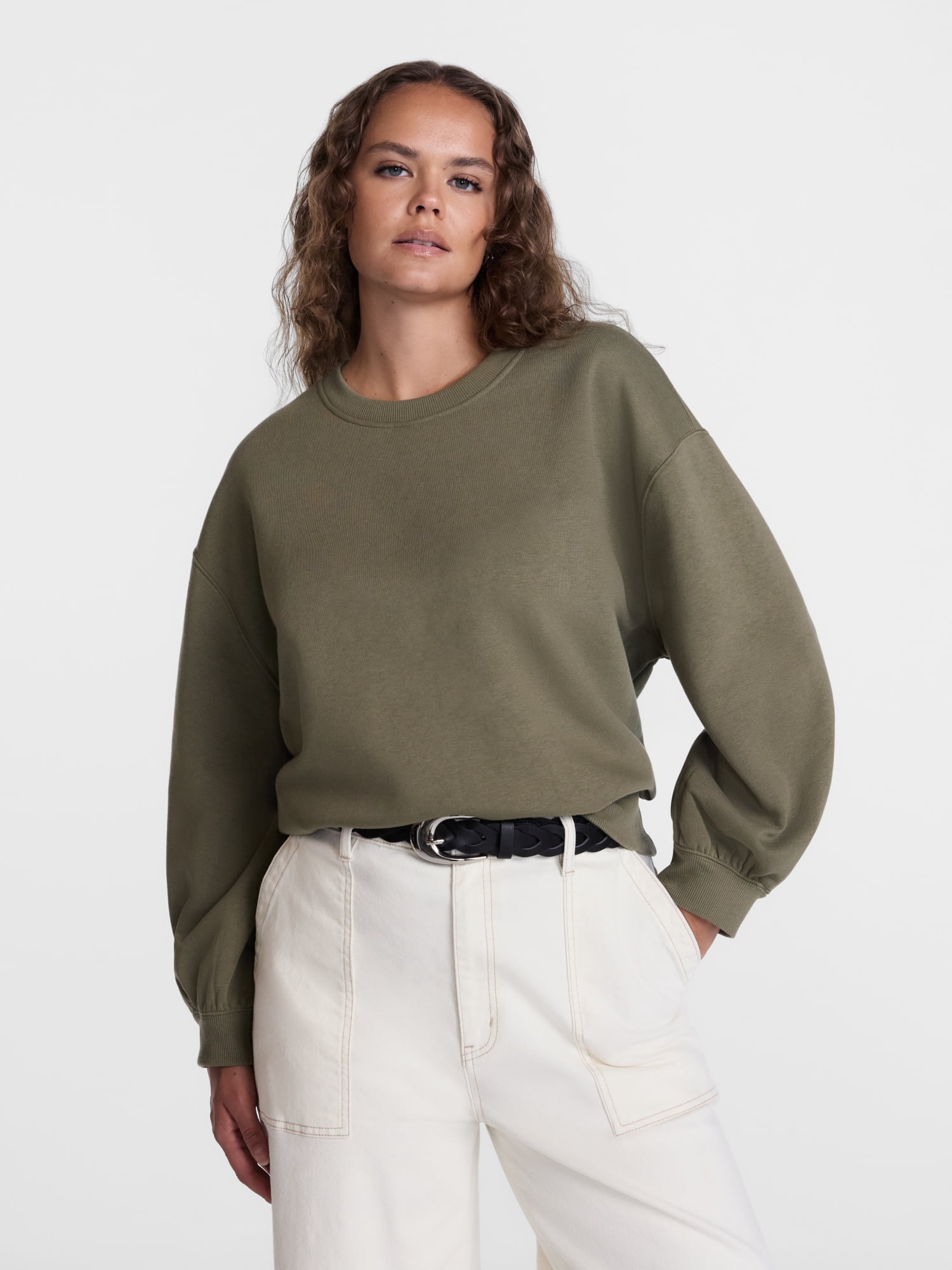 Scenario Women's and Women's Plus Crewneck Sweatshirt, Sizes XS-4X