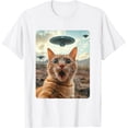 thumbnail image 1 of Cat Selfie con camiseta OVNI, 1 of 2