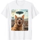 thumbnail image 1 of Cat Selfie con camiseta OVNI, 1 of 2