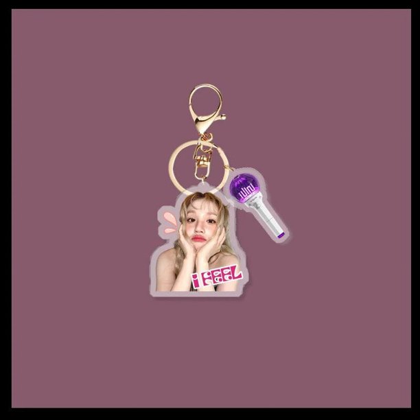 LLavero de I-DLE KPOP (G) para hombre y mujer, accesorio de acrílico, a la moda, Kawaii, para bolso de coche