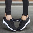 thumbnail image 4 of Mocasines casuales Planos de malla acolchada Zapatos para correr Suave Mujer Accesorios para exteriores Hugtrwg Para estrenar, 4 of 8