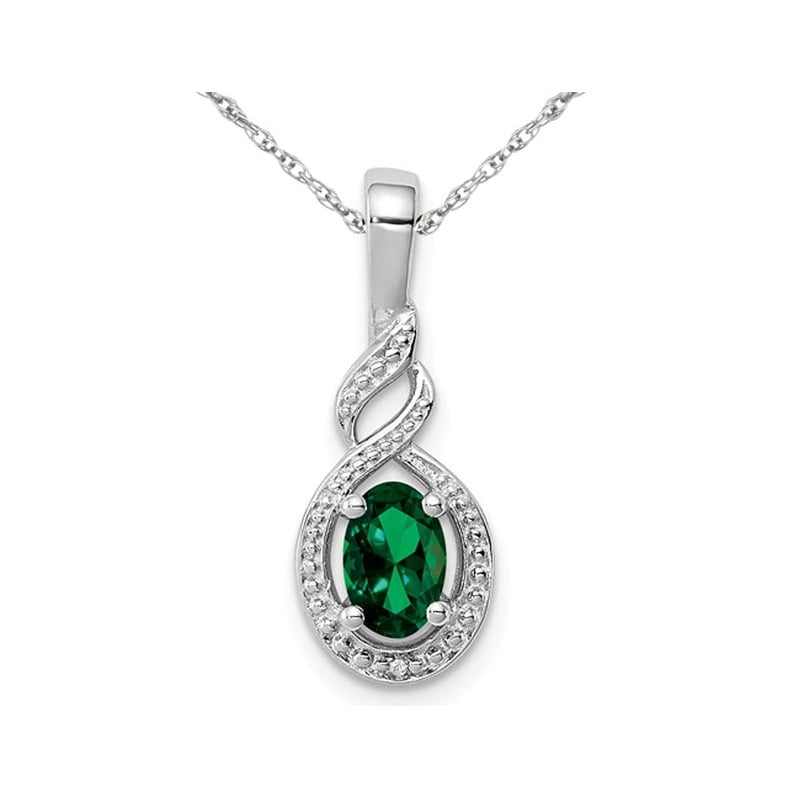 Beautiful emerald necklace deals