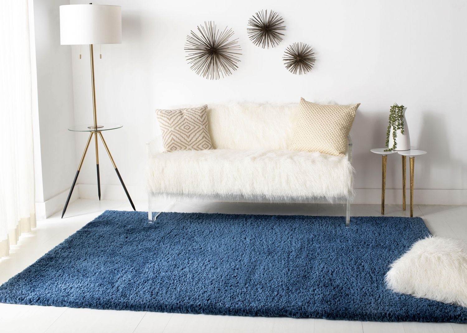 SAFAVIEH August Carlene Solid Plush Shag Area Rug