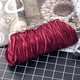 thumbnail image 1 of Carteras de embrague plisadas de satén para mujer Carteras de noche para bodas y fiestas Vino tinto brillar Juguete, 1 of 4