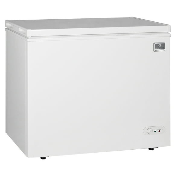 Kelvinator Commercial KCCF073WS 37 13/16" Mobile Chest Freezer w/ Wire Storage Basket - White, 115v