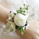 thumbnail image 4 of Ramillete de muñeca con boutonniere, ramillete artificial para el novio, fiesta de graduación y padrinos de boda Una mano, 4 of 9
