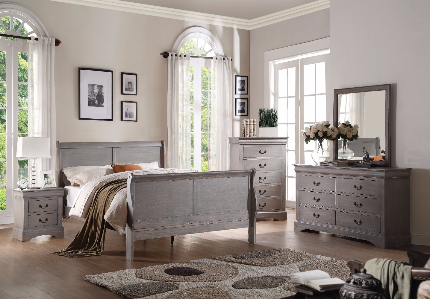 Classy Transitional Style Queen Size Sleigh Bed, Grey