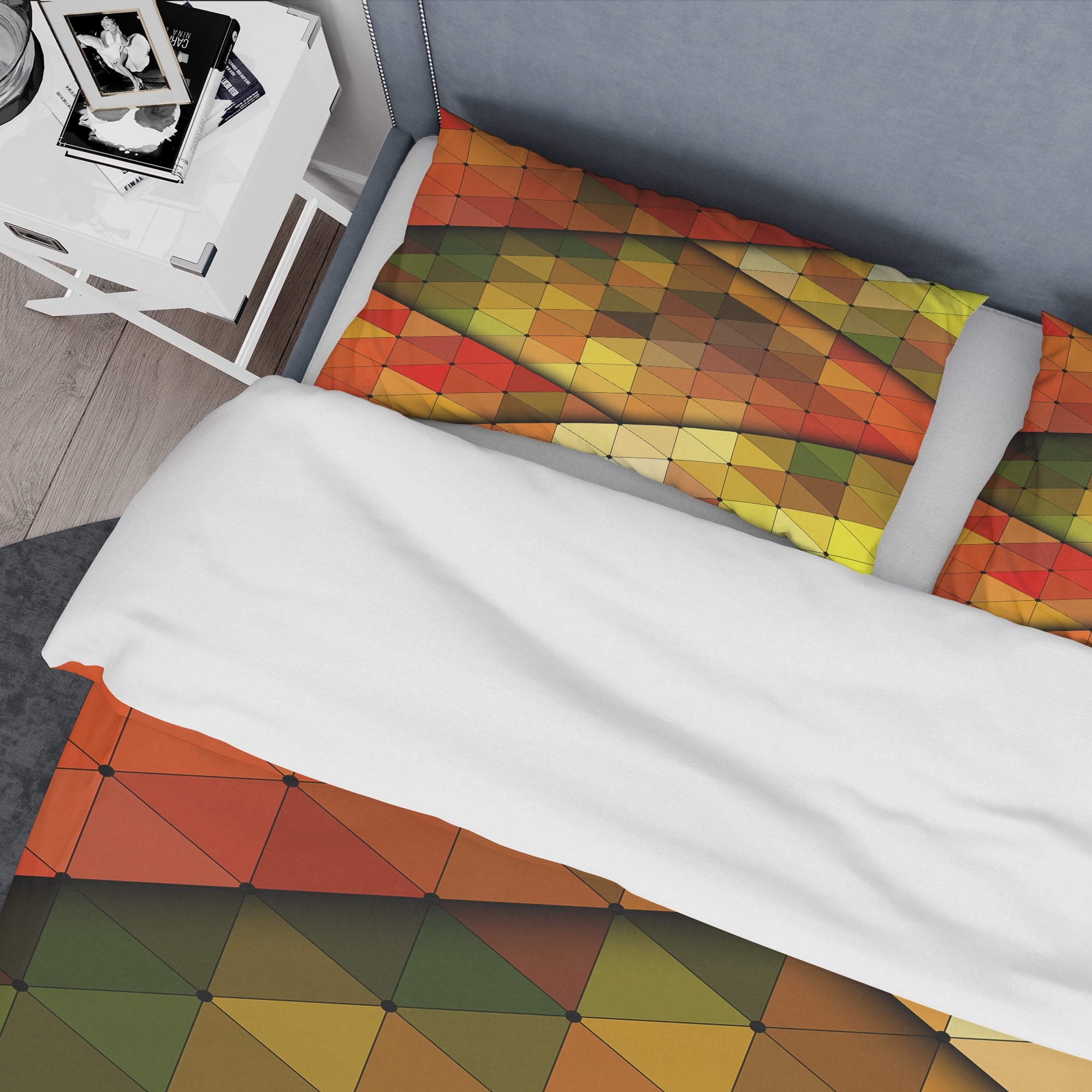 Designart 'Diamond Shaped Geometry in Yellow, Red and Green' Modern & Contemporary Duvet Cover Set