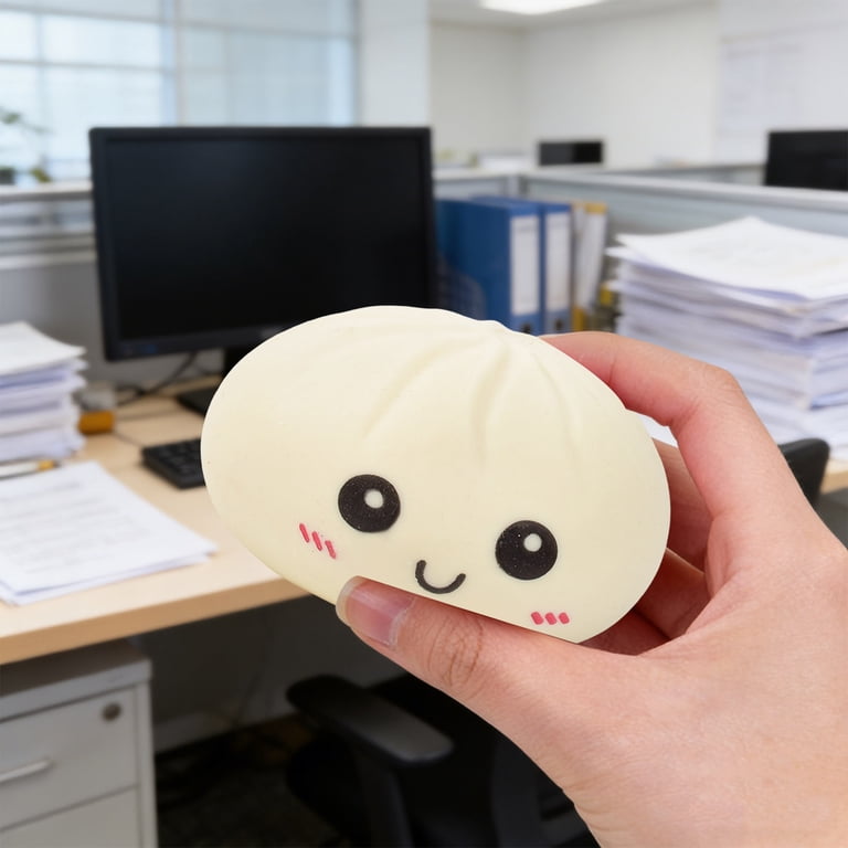 Jouet Sensoriel Dumpling Squishy – 9x9 Cm – Bao Mystère Avec Visage – Panier Vapeur Inclus – Anti-stress
