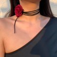 thumbnail image 3 of Collar de cadena de clavícula con flor de rosa grande gótica romántica para mujer, gargantilla de cuerda ajustable de moda coreana, accesorios Y2K, 3 of 4