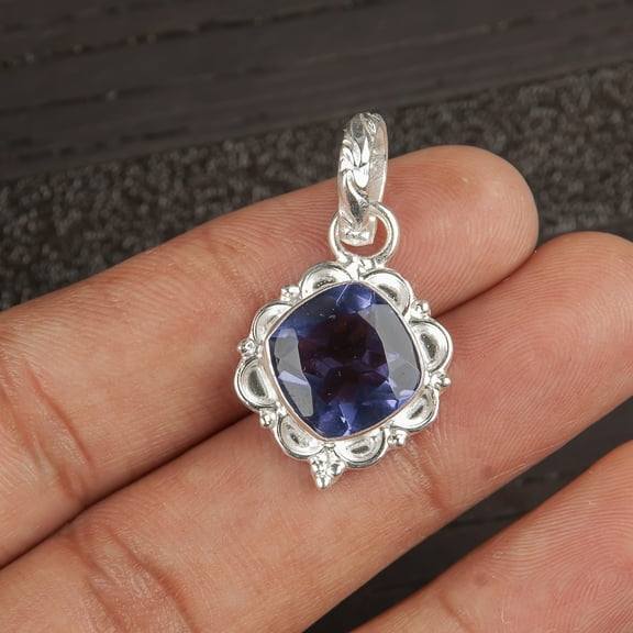 IOLITE pendant 925 Sterling Silver Jewelry