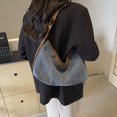 thumbnail image 4 of Bolso informal de gran capacidad para mujer, bolso bandolera versátil, popular, de un solo hombro, tipo cubo, para ir al trabajo, 2025, 4 of 5