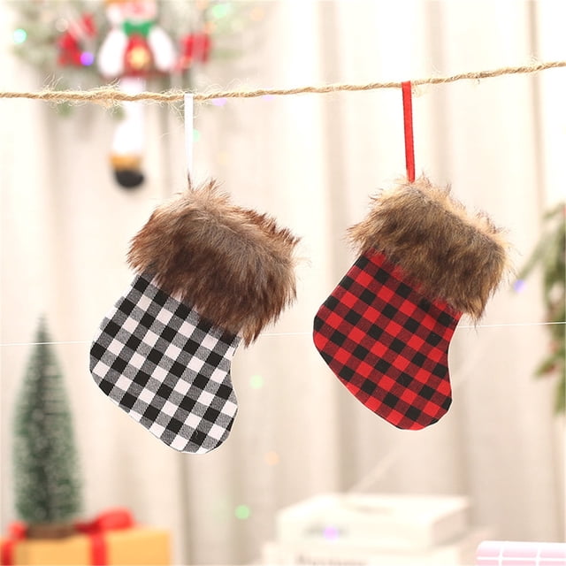 Hasta un 60 % de descuento en bolsas de regalo navideñas de moda con motivos navideños, decoración navideña en liquidación.
