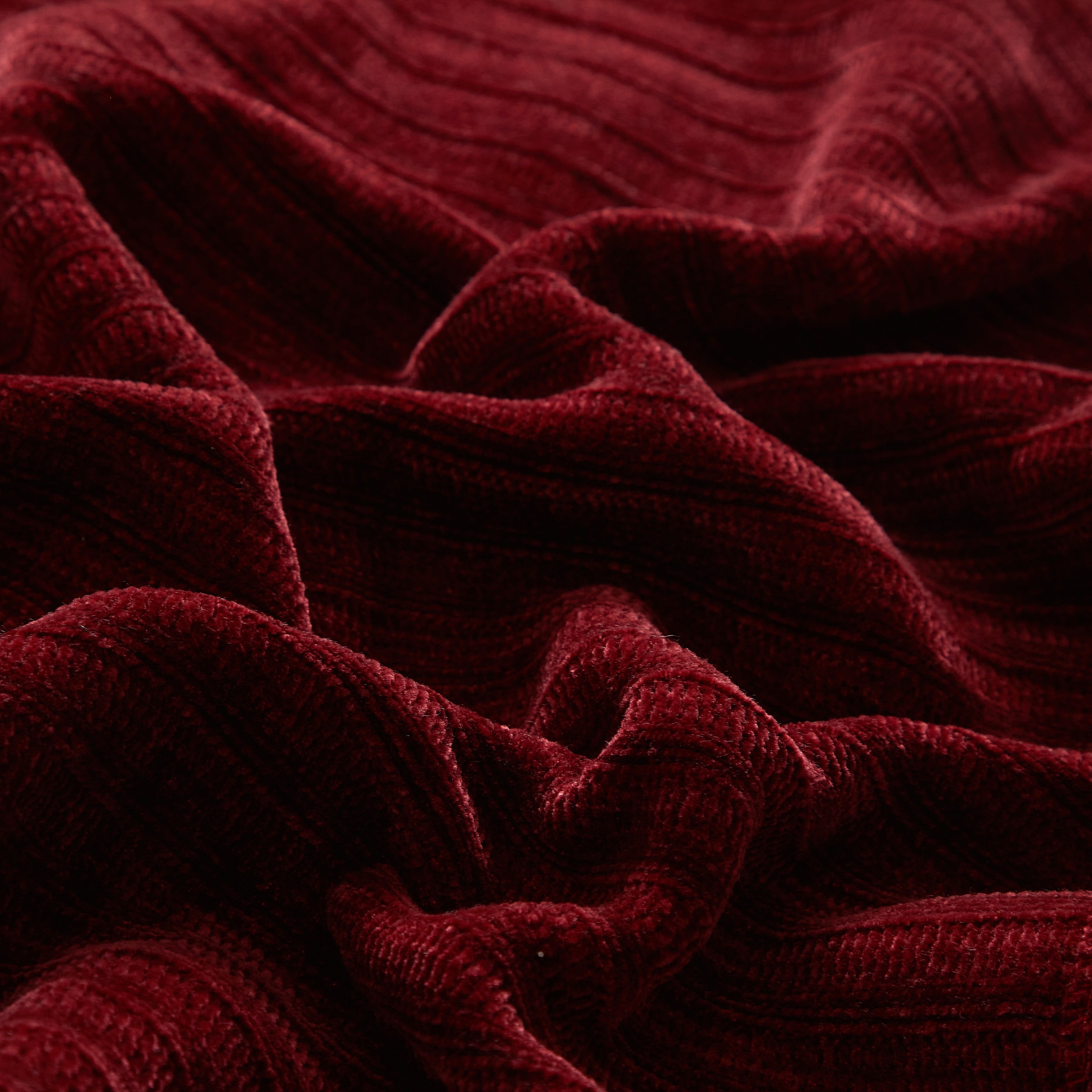 Mainstays Chenille Reverse to Plush Throw, Luscious Merlot, 50 in x 60 in