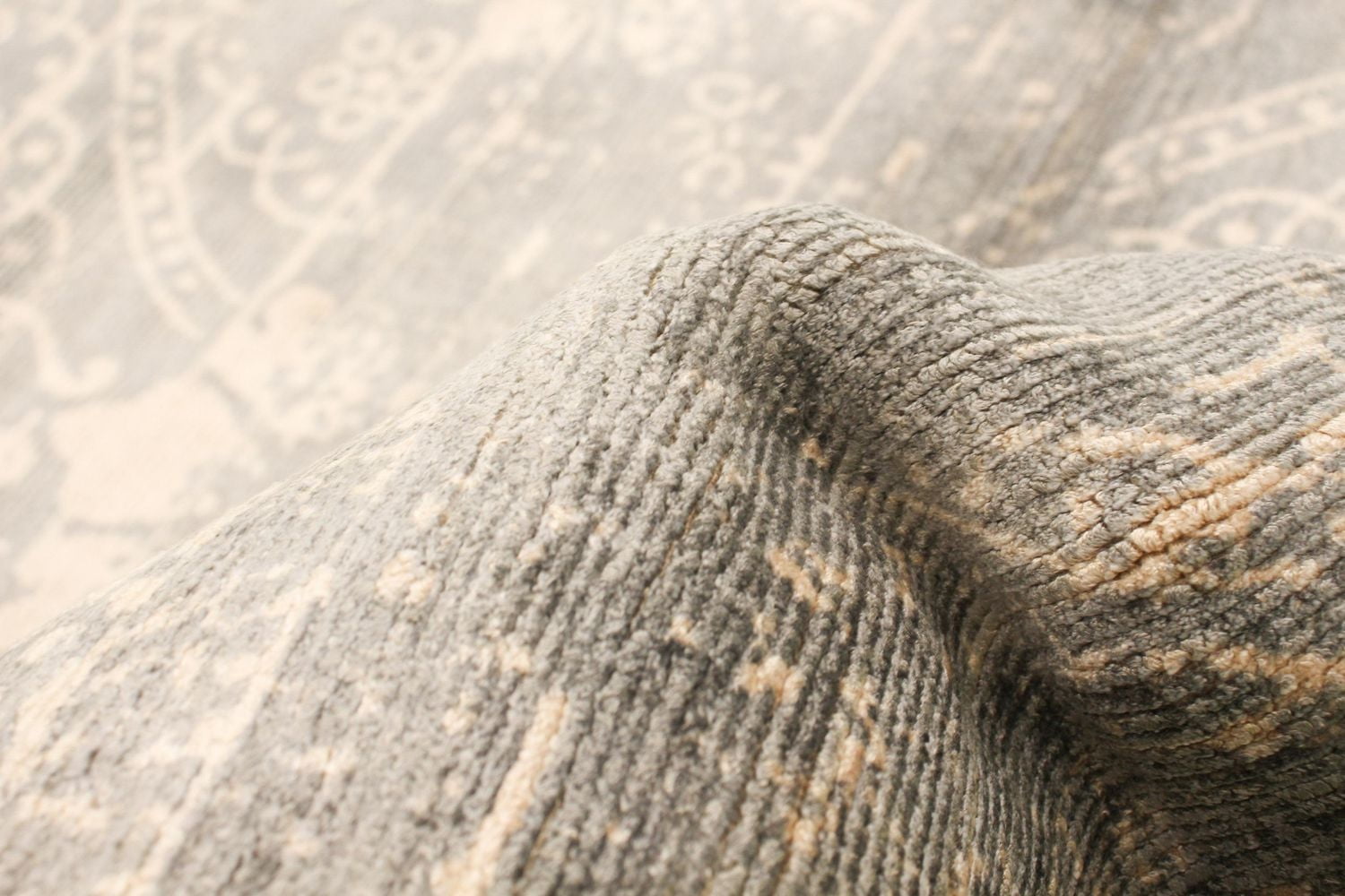 ECARPETGALLERY 5'0" x 7'4"  Transitional Galleria Hand Loomed Area Rug for Living Room, Dining Room and Bedroom in Grey
