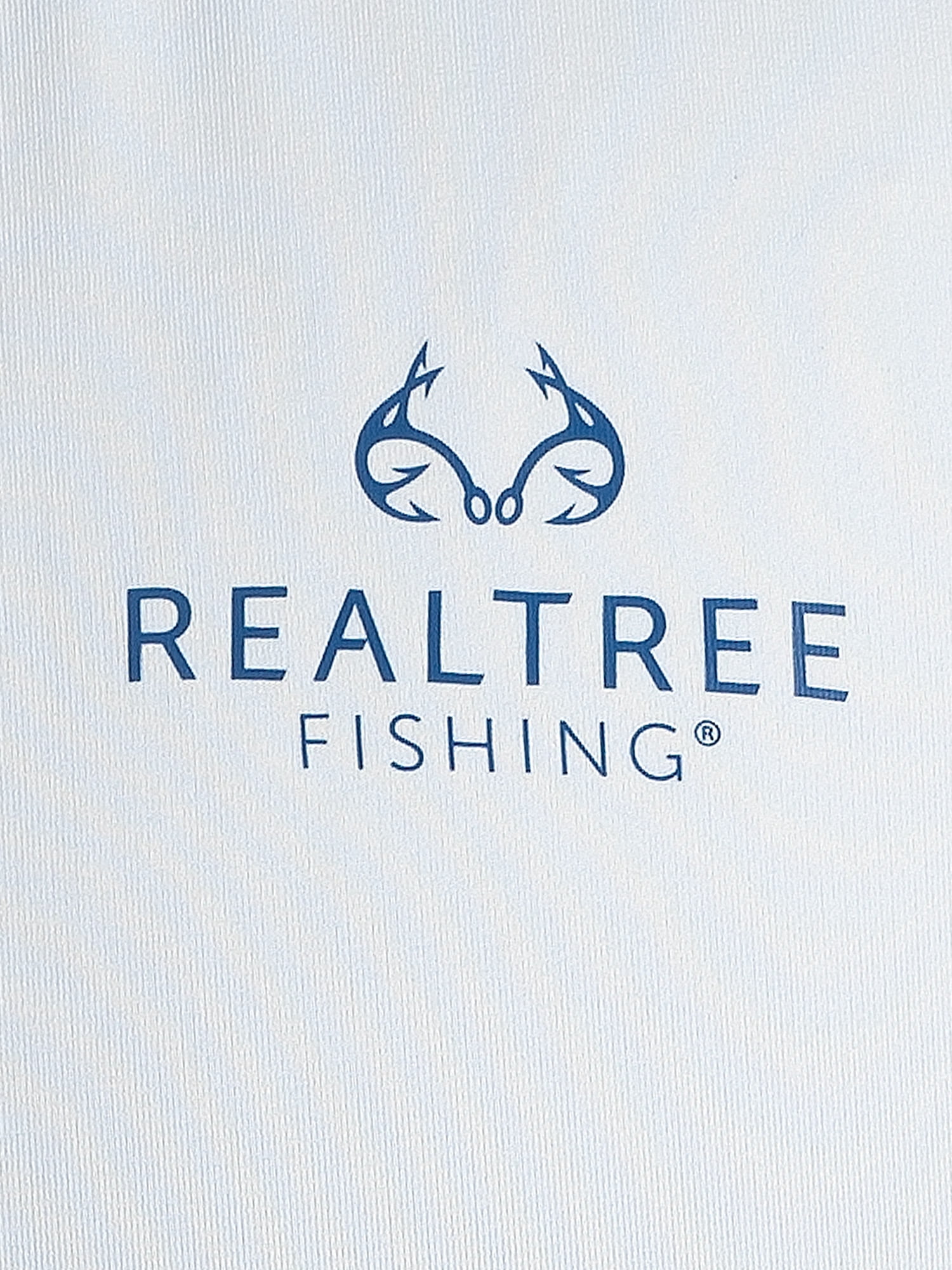 Realtree Men's Long Sleeve Fishing Tee, Athletic Performance Swim Shirt in Sea Fog, Sizes S-3XL