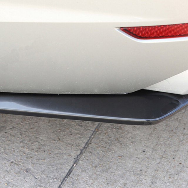 Difusor de parachoques trasero, modificación de automóvil, protección exterior de automóvil deportivo, protector de parachoques trasero diseñado meticulosamente