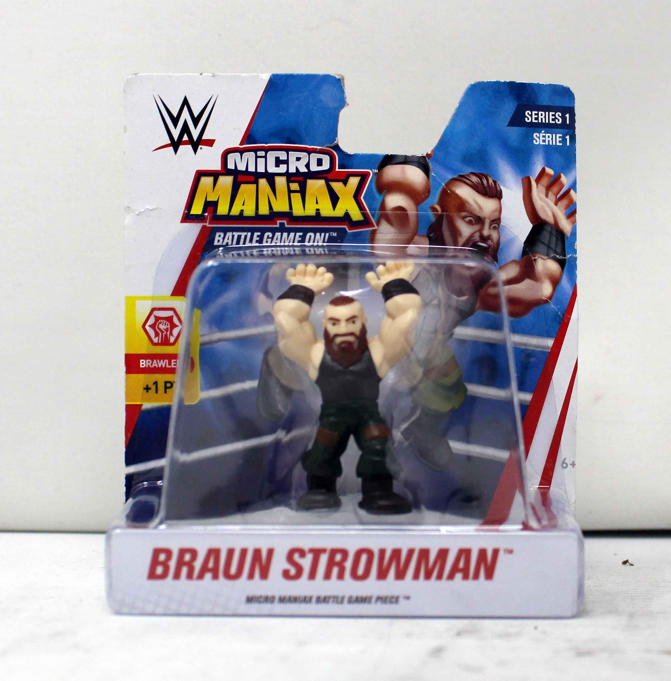 WWE Micro Maniax Battle Game On Playset with Figures Brand New 