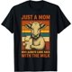 thumbnail image 1 of Camiseta divertida con diseño de meme de mamá retro con leche, 1 of 2