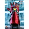thumbnail image 2 of Figura Hot Toys Nano Gauntlet (Iron Man Version) 1:1 De Escala Hot Toys HOT TOYS LIFE SIZE, 2 of 5