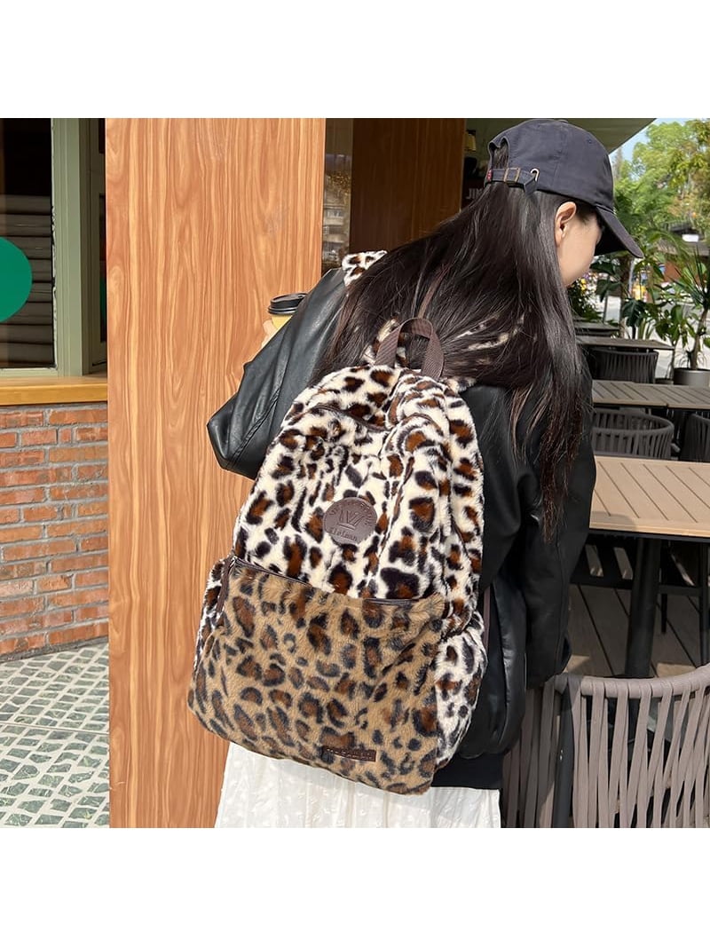 Gioobbt Fuzzy Cheetah Cute Backpack, Y2k Purse Fleece Chic Bookbag Trendy Aesthetic Coquette Daypack 90s Purse, Women's, Size: One size, Brown Gioobbt Fuzzy Cheetah Cute Backpack, Y2k Purse Fleece Chic Bookbag Trendy Aesthetic Coquette Daypack 90s Purse, Women's, Size: One size, Brown