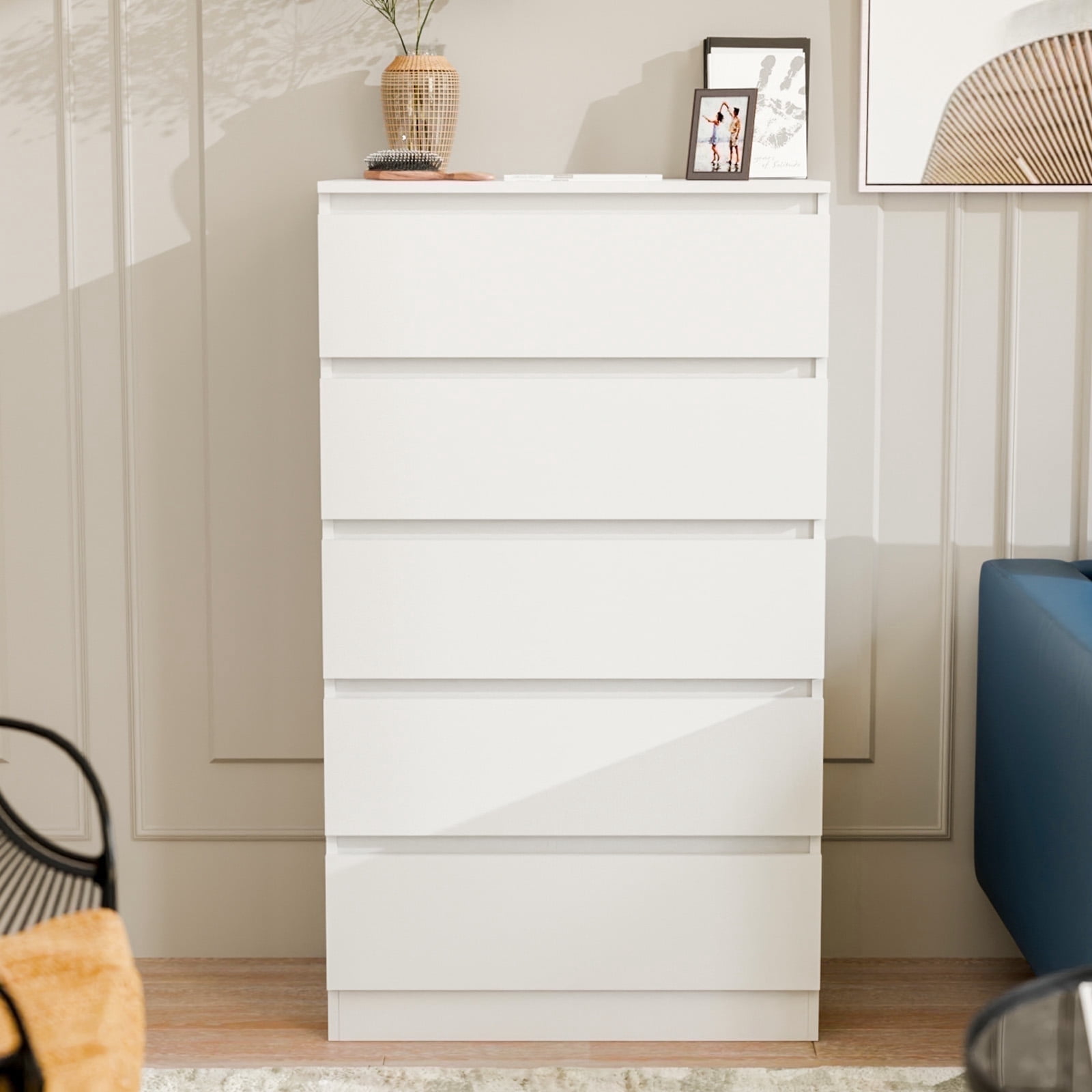 Hommpa Dresser for Bedroom, 48"H White Dresser for Closet, 5 Drawers Tall Wooden Modern Storage Chests of Drawers for Women, Living Room Furniture 27.5"L X 15.7"W X 48"H