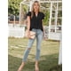 thumbnail image 5 of Blusa AURUZA Casual Elegante para Mujer con Cuello en V y Volantes en las Mangas Cortas, 5 of 6