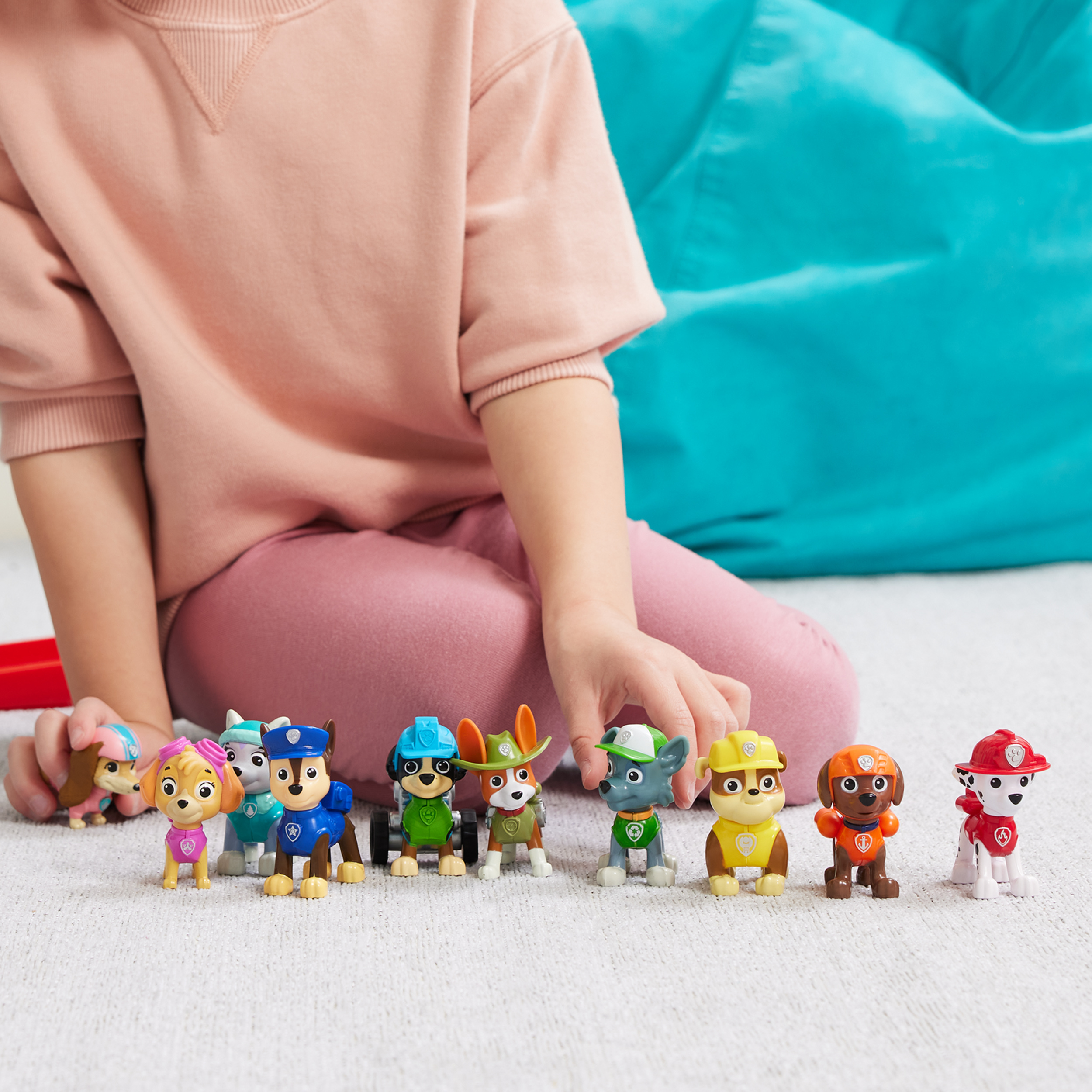 PAW Patrol All Paws on Deck 10-Figure Gift Pack photo 6