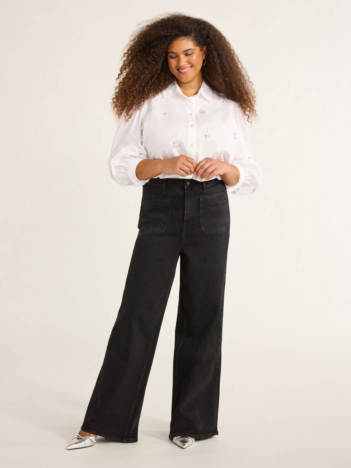 Free Assembly Women's and Women's Plus Wide Leg Jeans with Patch Pockets, 30", 32", and 34" Inseams, Sizes 0-26W