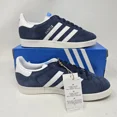 thumbnail image 2 of Men's Ad-id-as Originals Gazelle Casual Shoes / Legend Ink Blue / IG6212 / Size 5, 2 of 6