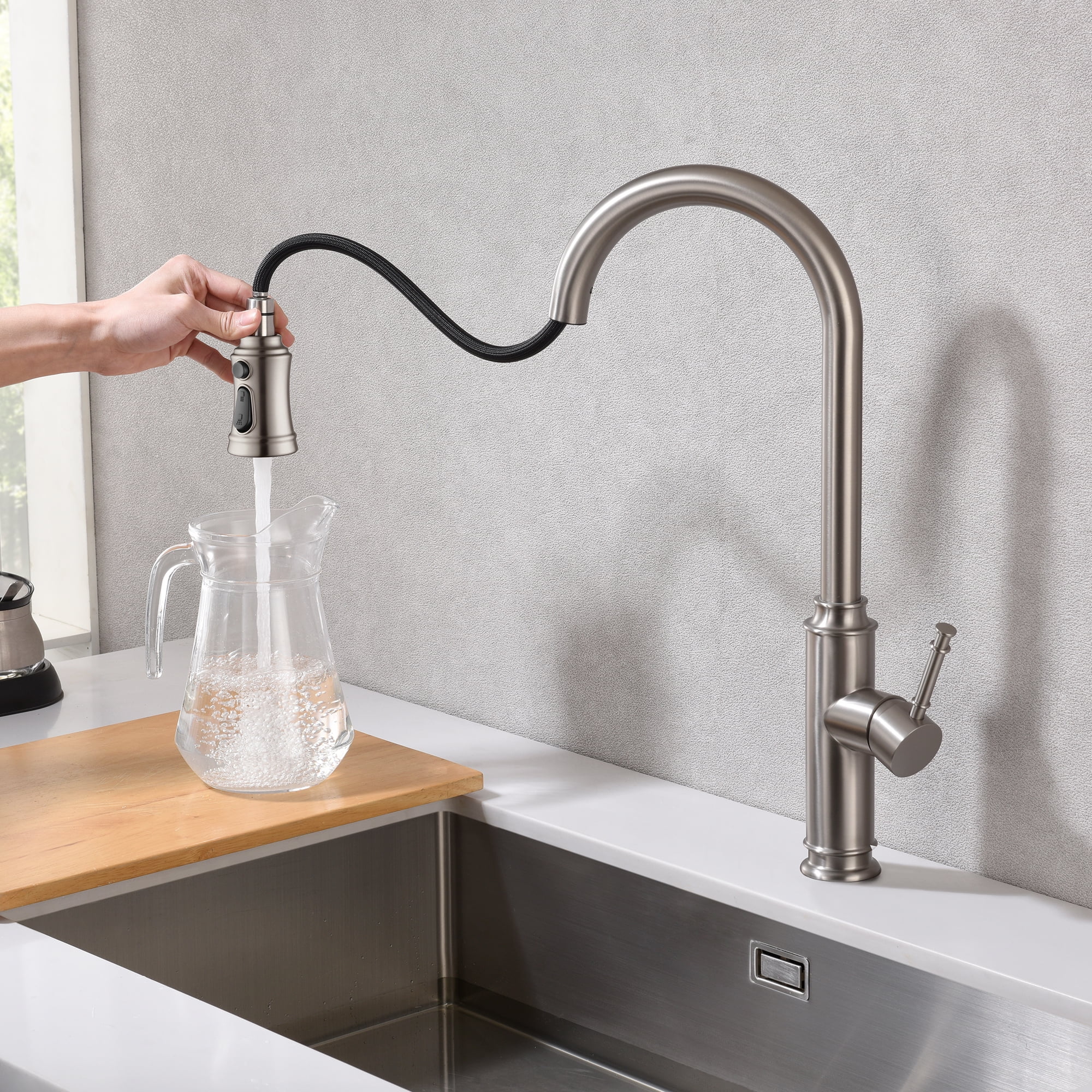SUMERAIN Pull-Down Kitchen Faucet with Single Handle Stainless Steel Pull-Out Kitchen Sink Faucet Brushed Nickel