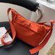 thumbnail image 2 of Bolso Hobo Bandolera para Mujer Con Bolsillo Interior Nailon Viajes, 2 of 9