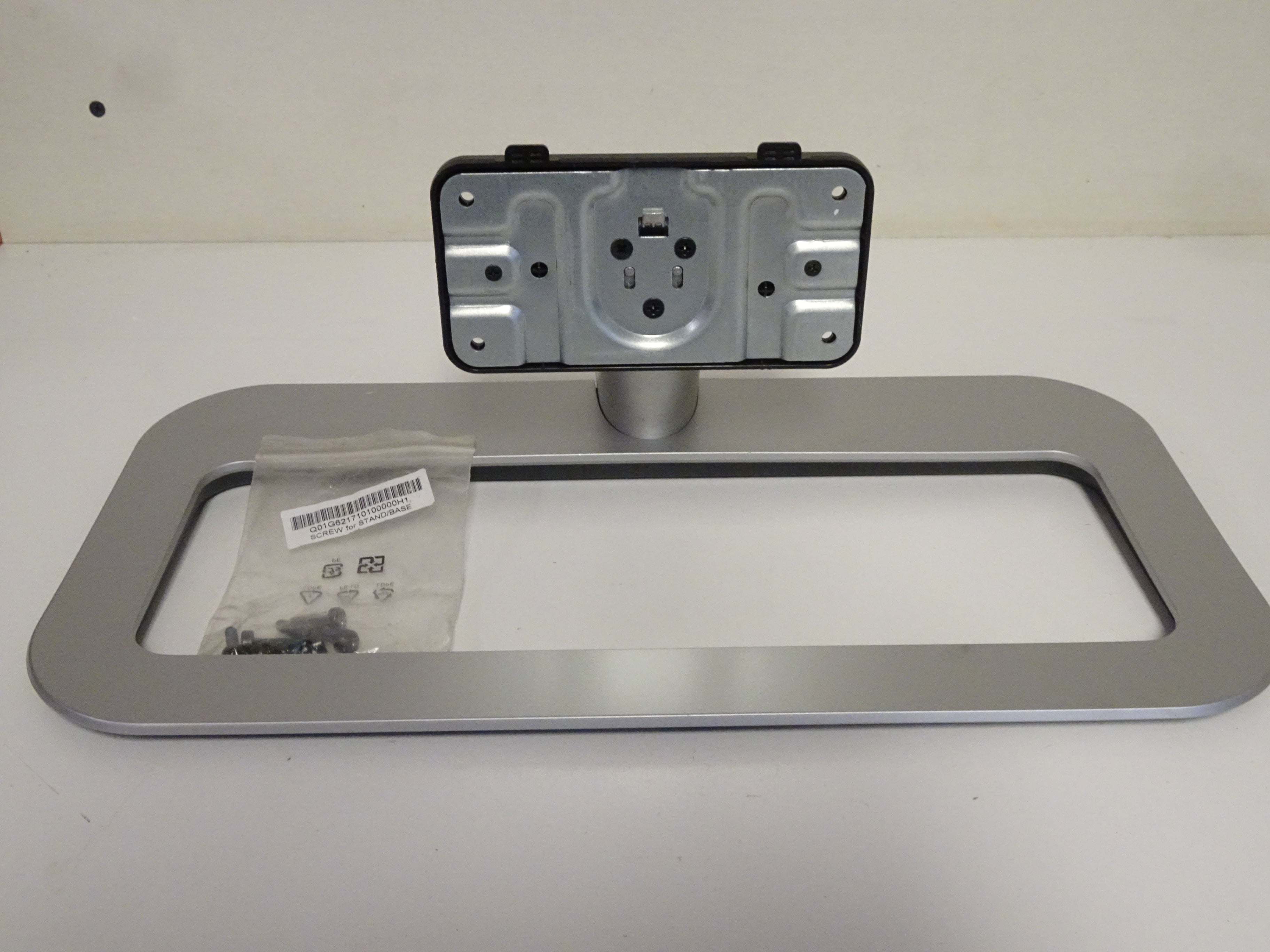Vizio M422i B1 Tv Pedestal Stand W S New