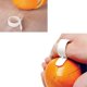 thumbnail image 2 of Pelador y rebanador de cítricos de plástico resistente con forma de anillo para naranjas y limones - Juego de 2 piezas (color aleatorio), 2 of 5