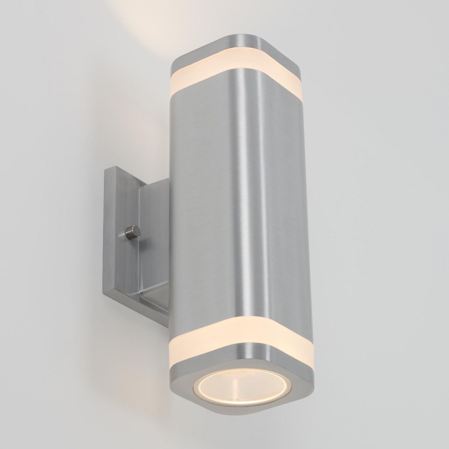 Artika Mettle LED Integrated Wall Light - Silver