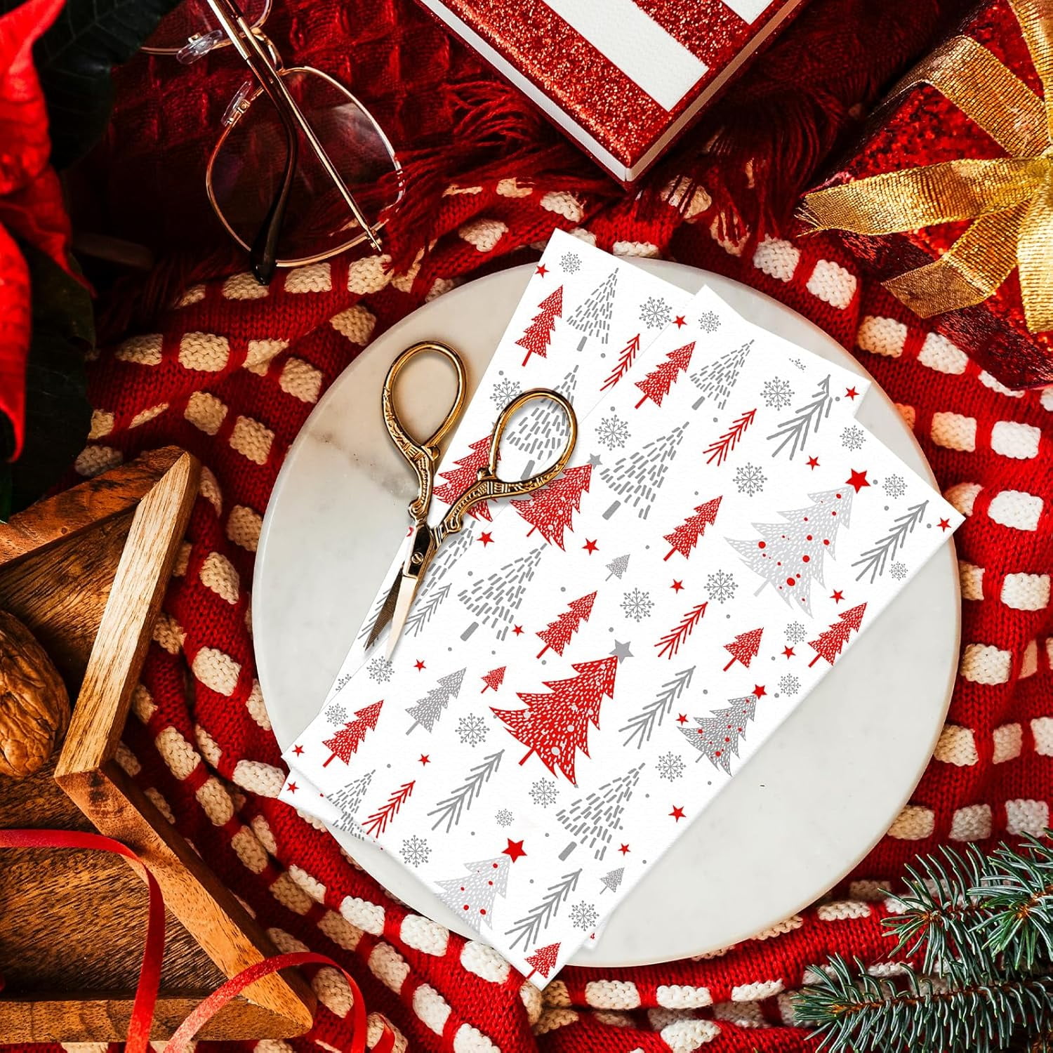 100PCS Christmas Paper Napkins - Dinner Size Bathroom Napkins for Xmas Party, 2-Ply Disposable