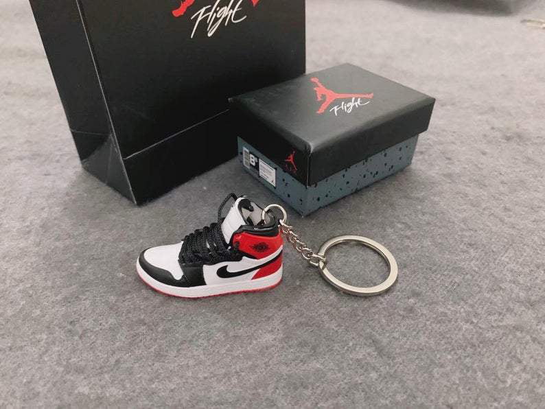 Buy > off white nike keychain > in stock