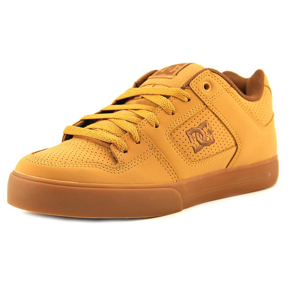 tan skate shoes