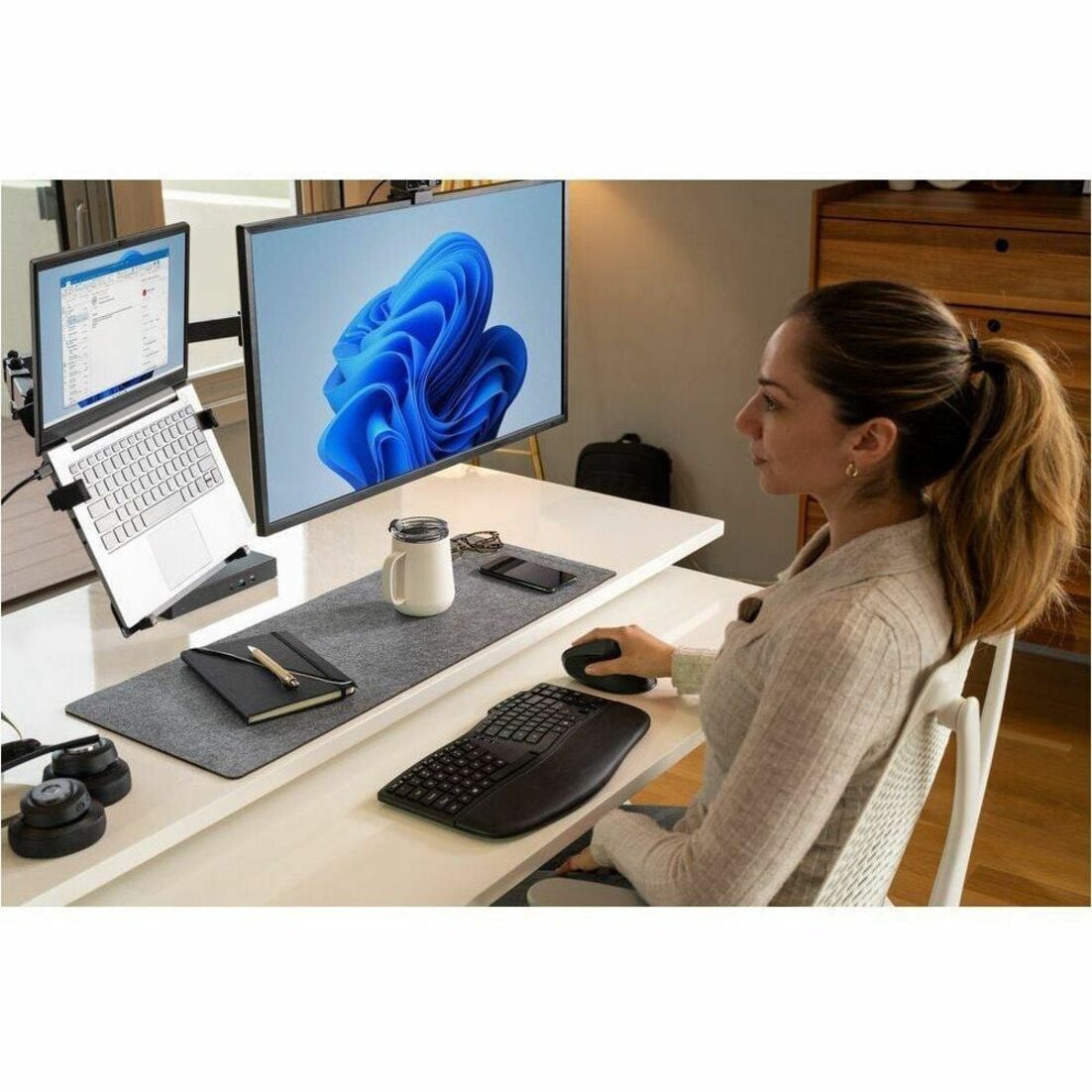 Kensington SD4781P EQ USB-C & USB-A Dual 4K Docking Station with 100W Power Delivery (k33603na)