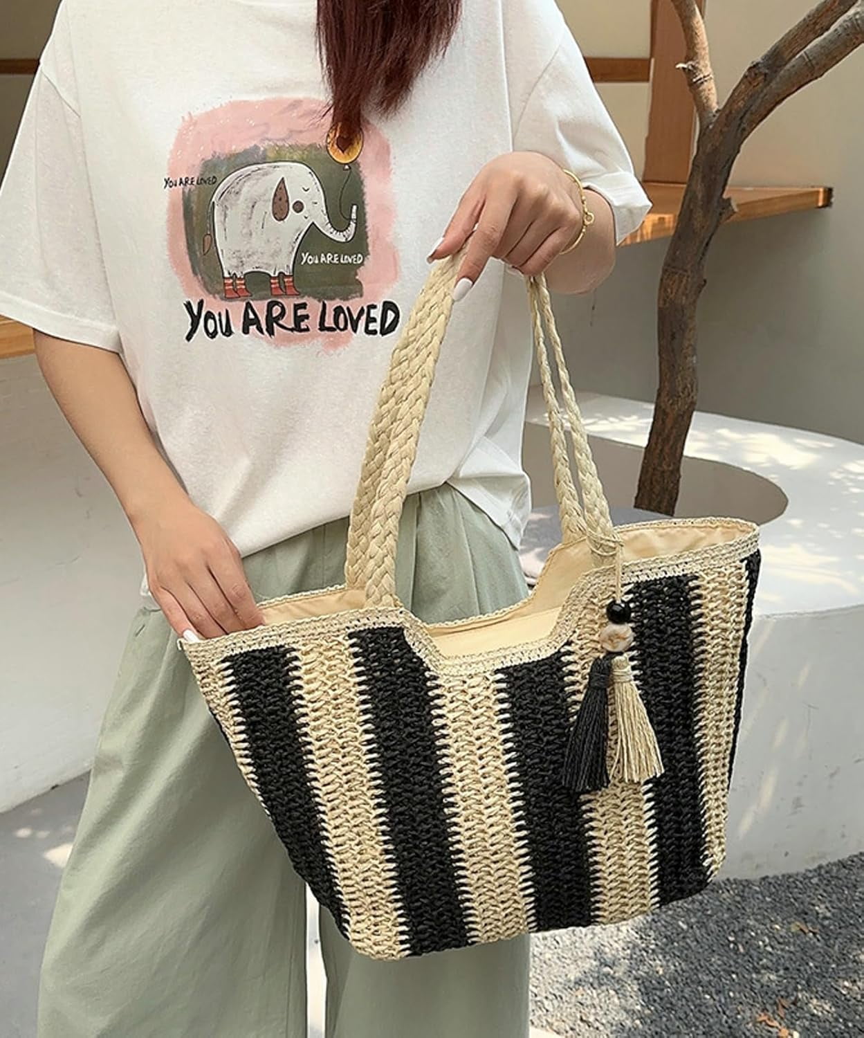 CoCoMangos Shoulder Bag Women Beach Tote Bag Ladies Straw Purses Handbags Summer Crochet Hand Woven Stripe