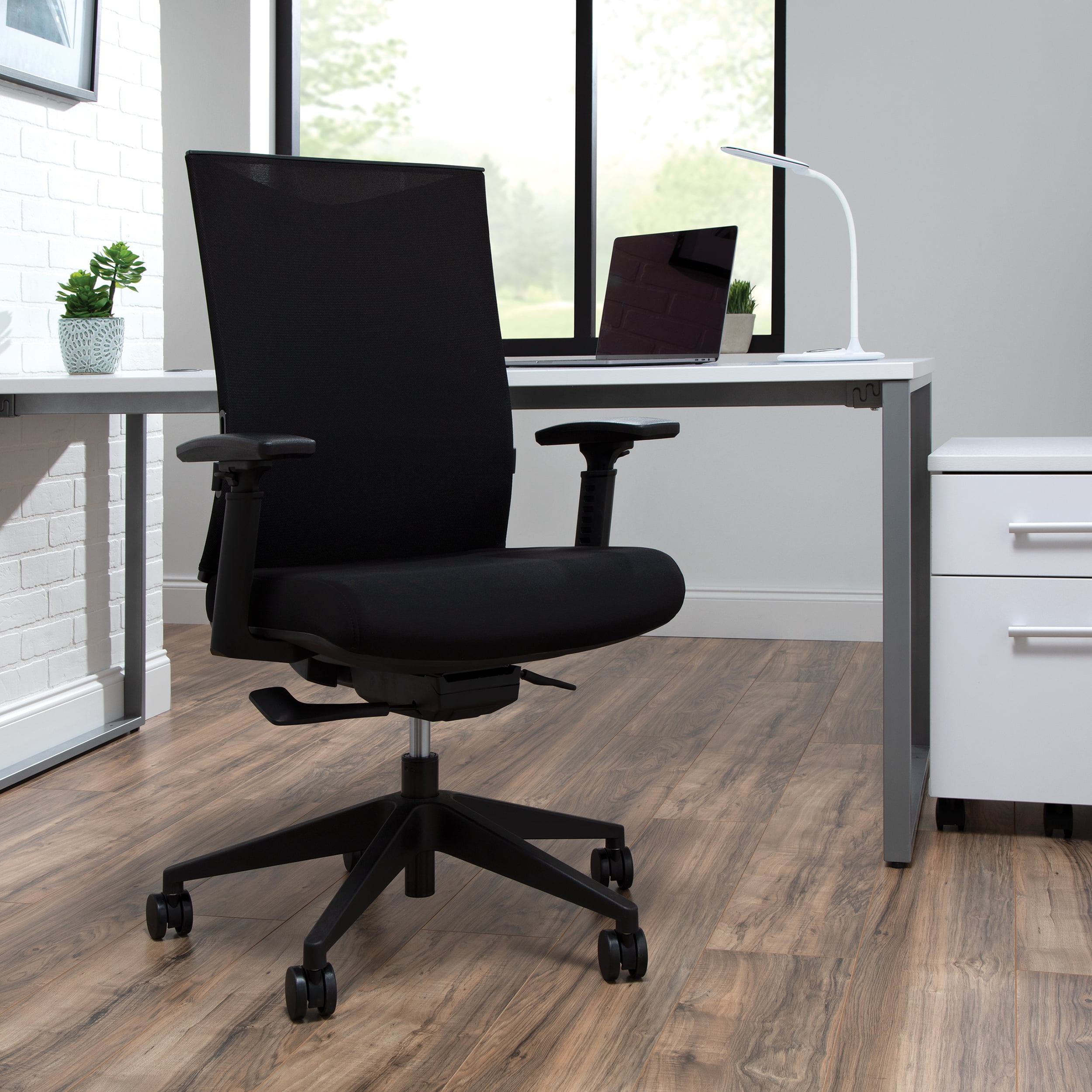 HON Basyx Movement Commercial-Grade Mesh Task Chair, Office Chair, in Black (BSX170VA10T)