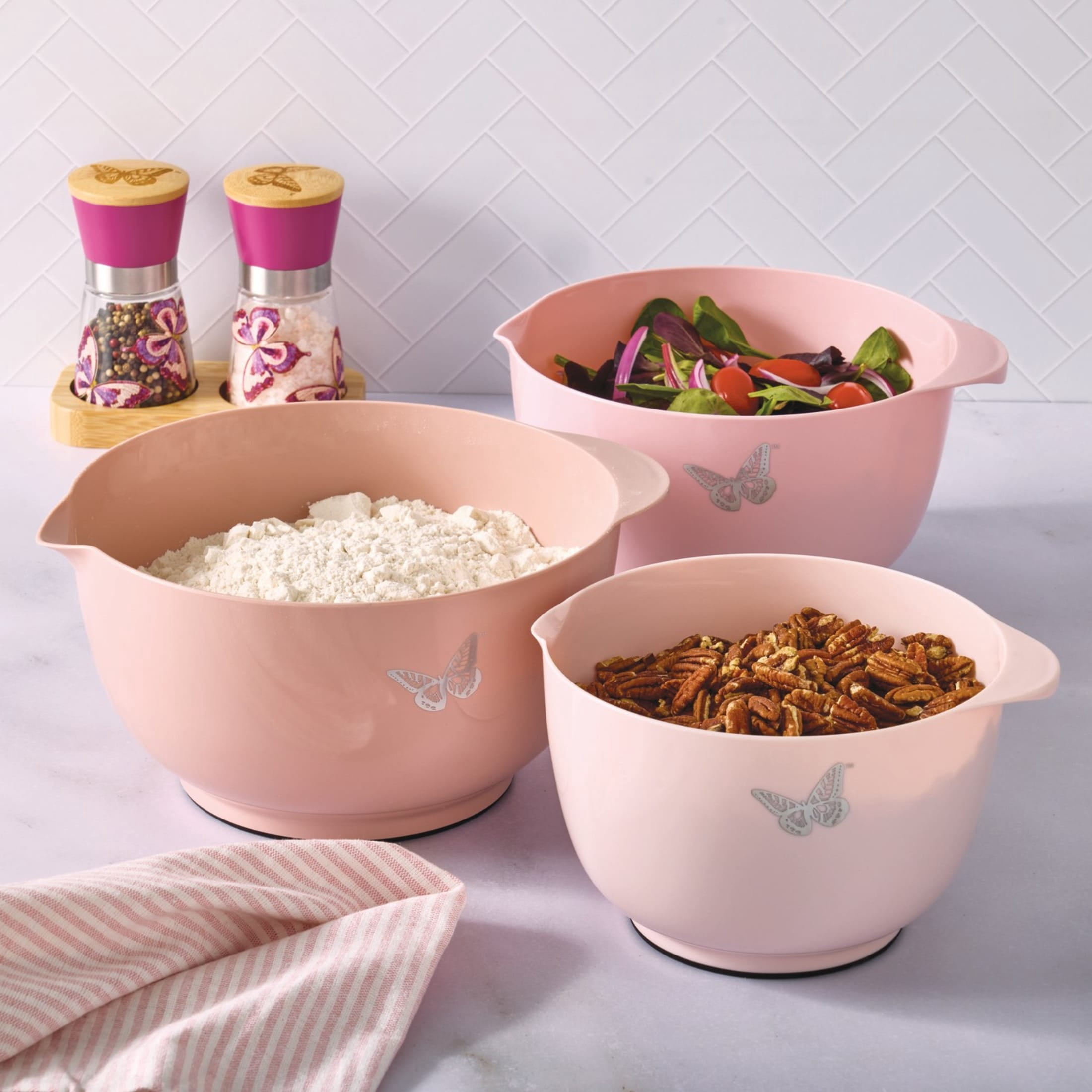 Dolly Parton Plastic Mixing Bowls with Mess-Free Spout, Blush