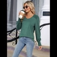 thumbnail image 4 of Camisas Casuales Holgadas de Larga para Mujer, Blusas Fruncidas con Cuello en V, Blusas de Moda. Verde Oscuro L, 4 of 10