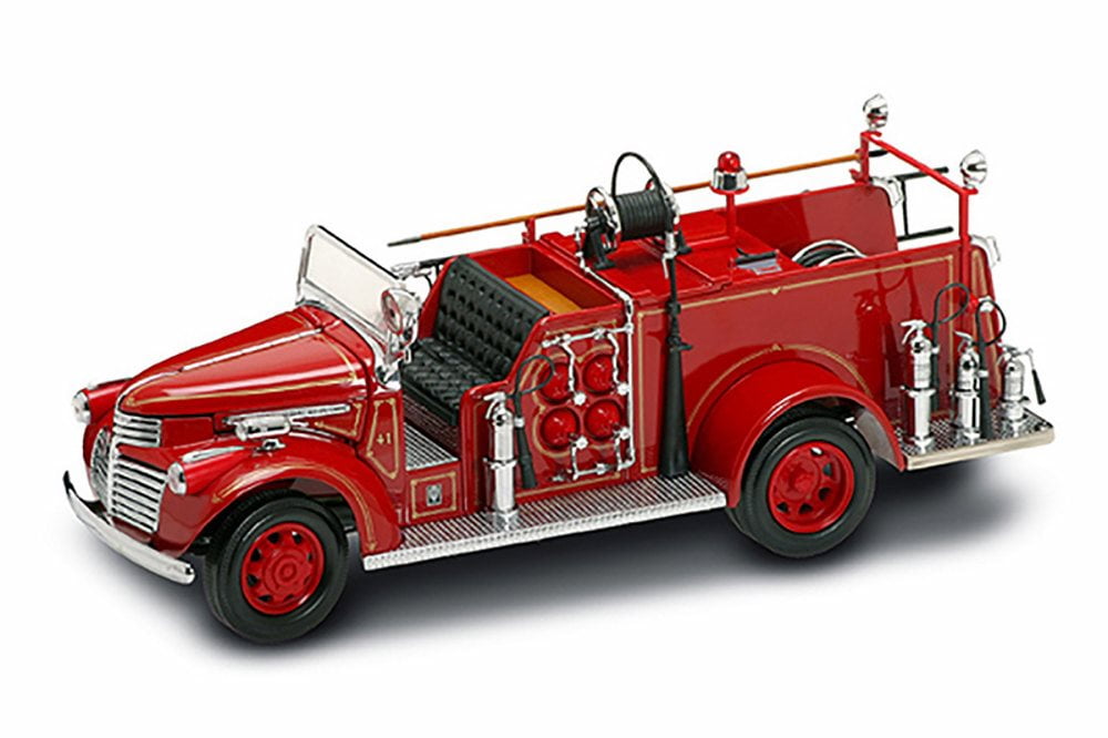 1941 GMC Fire Truck, Red - Road Signature 20068 - 1/24 Scale Collectible Diecast Model - Walmart.com