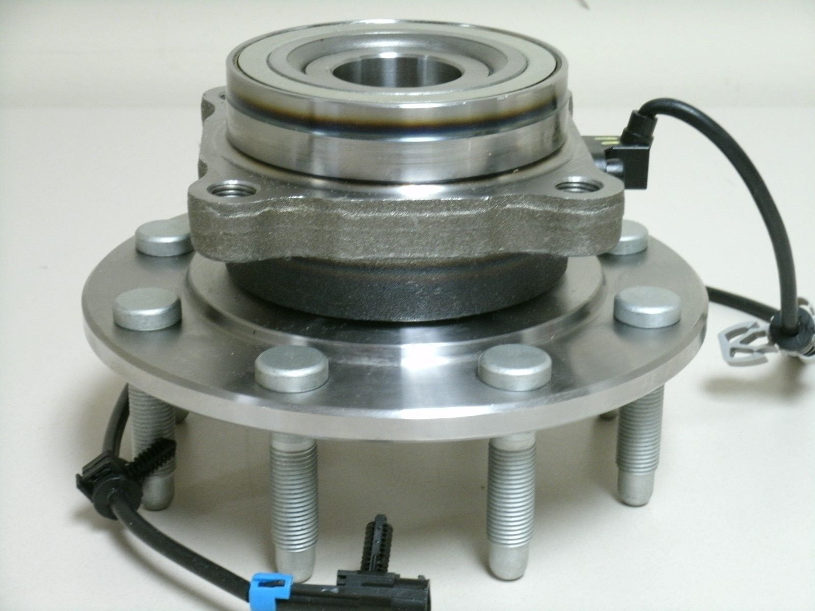 NEW WHEEL BEARING & HUB ASSEMBLY SET OF 2 FITS 9901 GMC SIERRA 1500